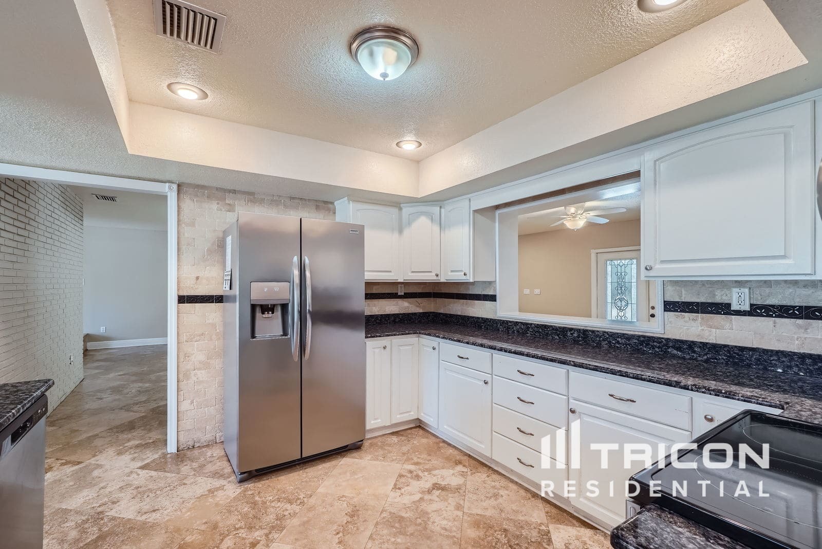 Building Photo - 321 Hollowtree Dr