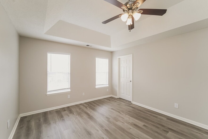 Building Photo - 8700 Appaloosa Way Ln