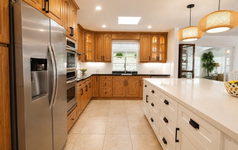 Building Photo - 5380 SW 92nd Ave