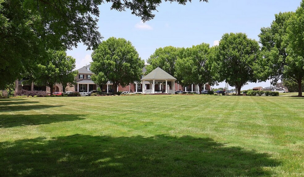 Park Walking distance - 35 McCurdy St NW