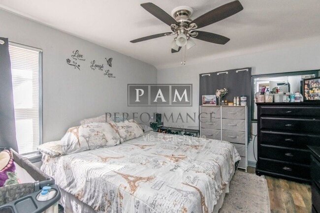 Building Photo - 3876 S Brust Ave