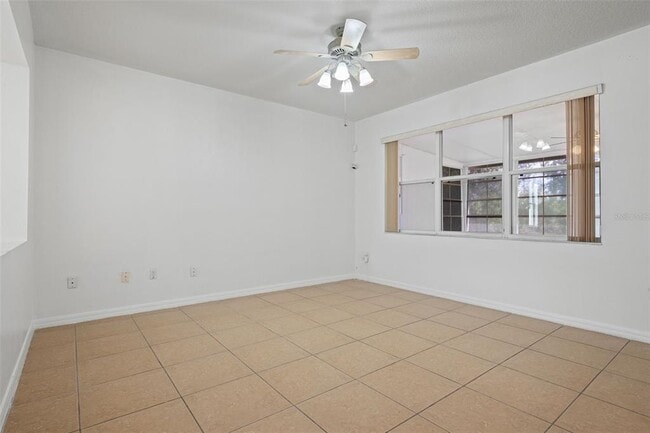 Building Photo - 2830 Paynes Prairie Cir