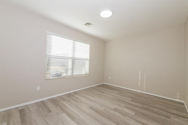 Building Photo - 9117 SW 55th St