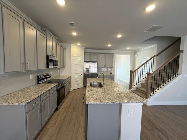 Building Photo - 7327 Rocklin Ln