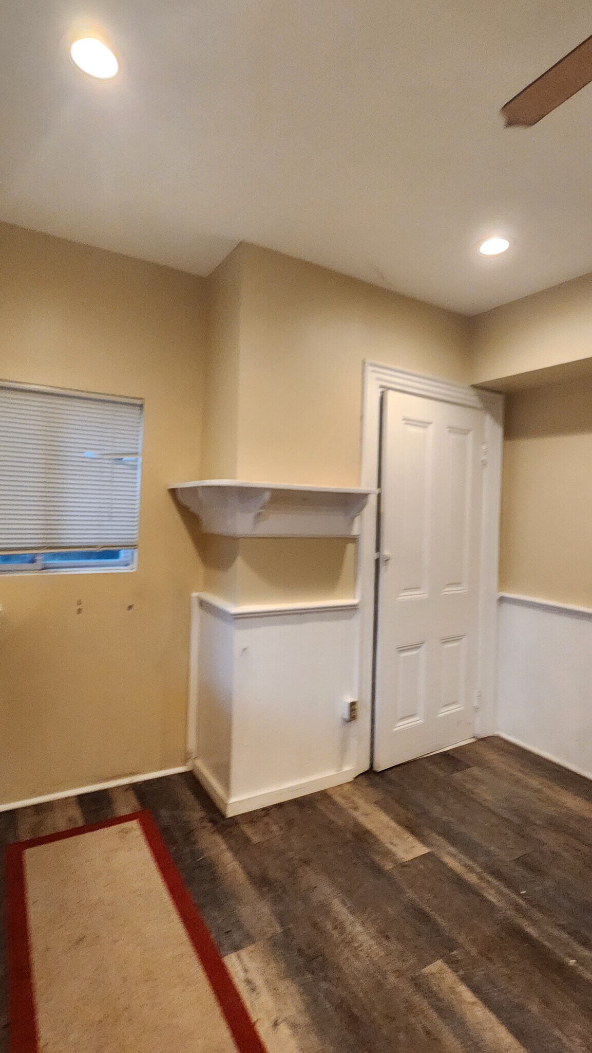 Building Photo - 4801 Sciota St