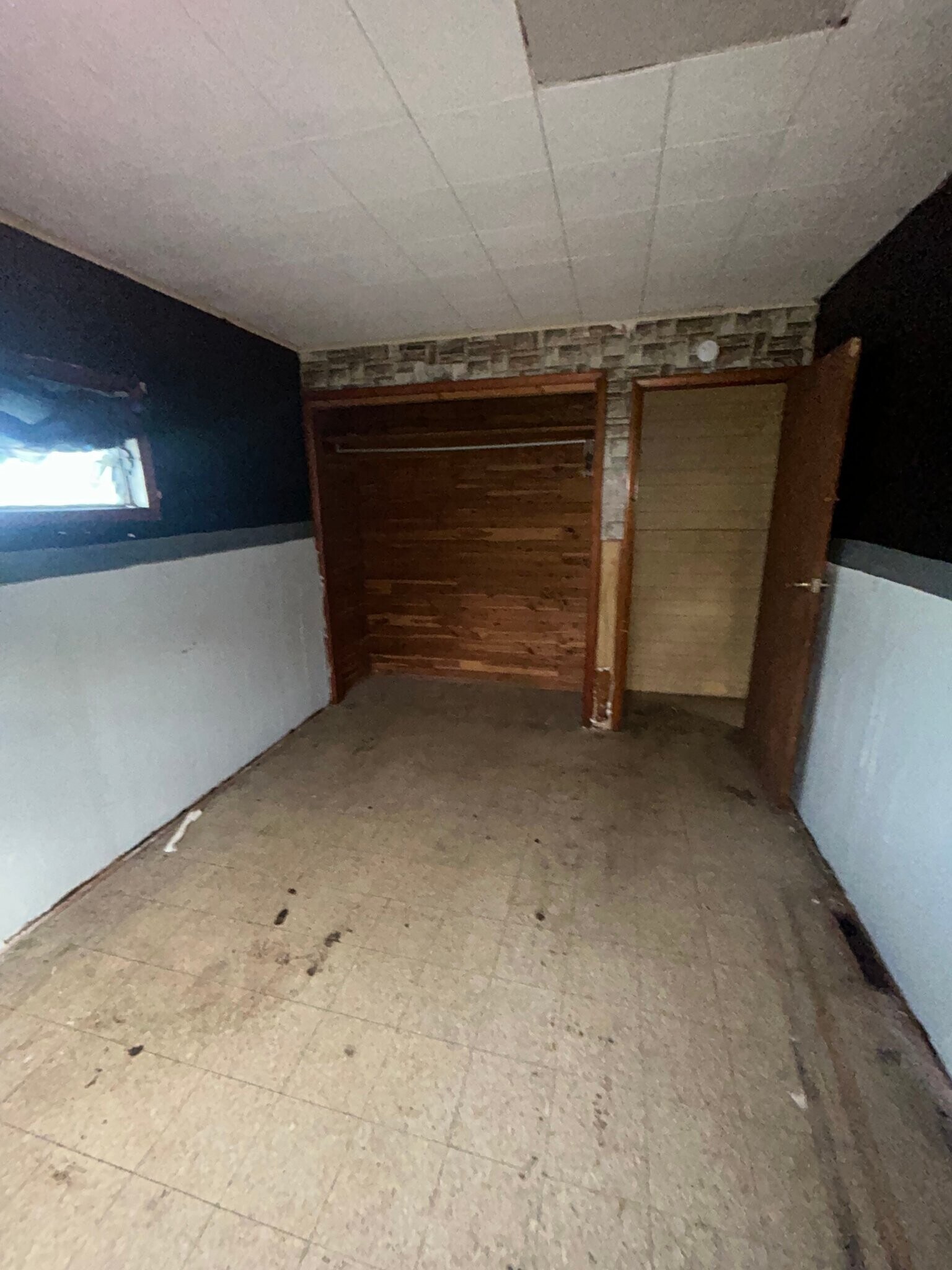 Building Photo - 2332 Renois Ln