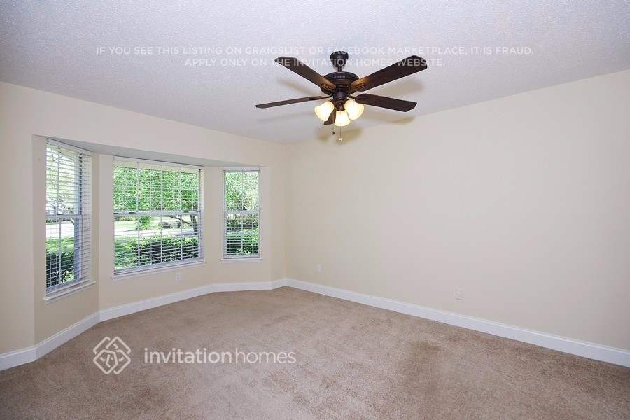 Building Photo - 145 Kelso Ct