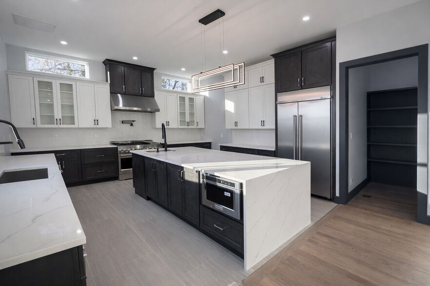 Building Photo - 2613 Beacon Hill Rd