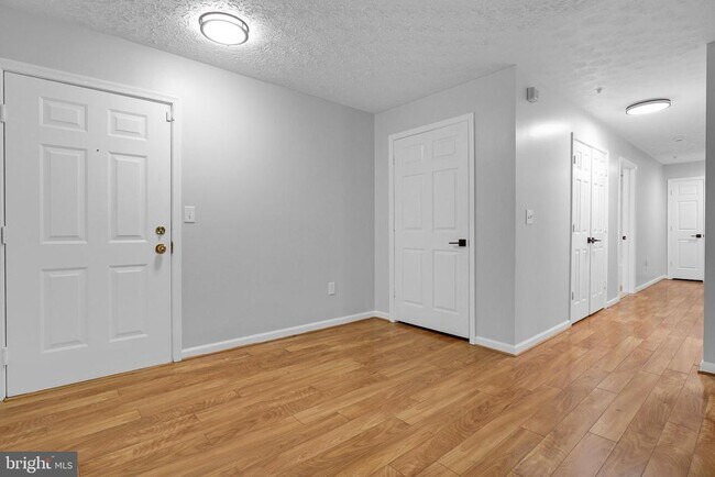 Building Photo - 3708 Excalibur Ct