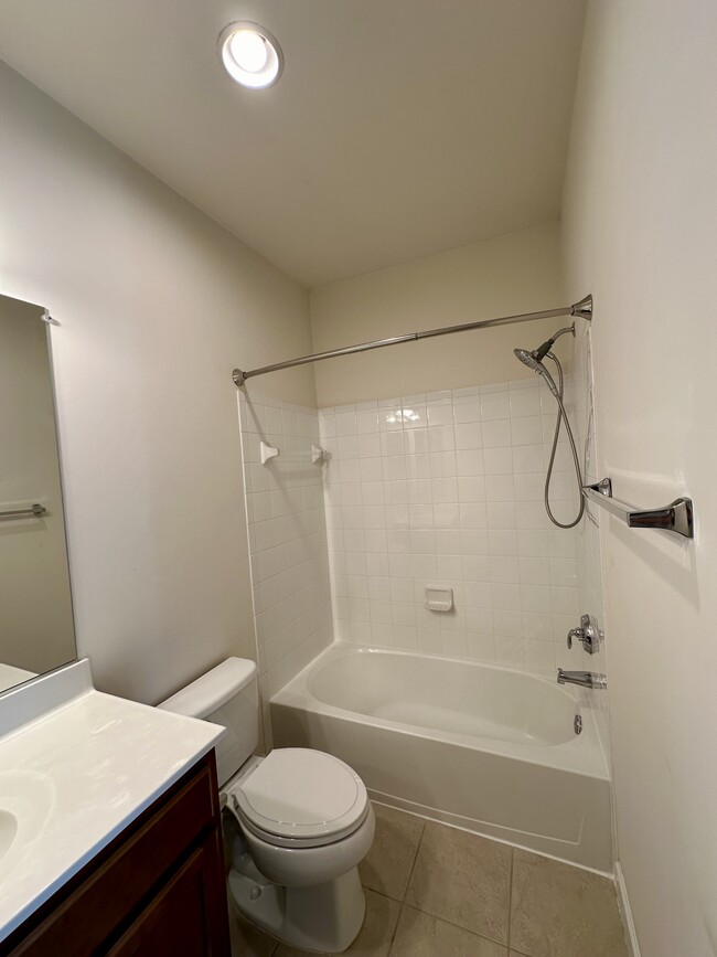 Building Photo - 20284 Center Brook Square