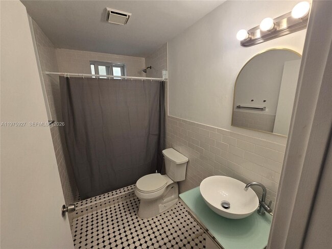 Building Photo - 1345 Pennsylvania Ave