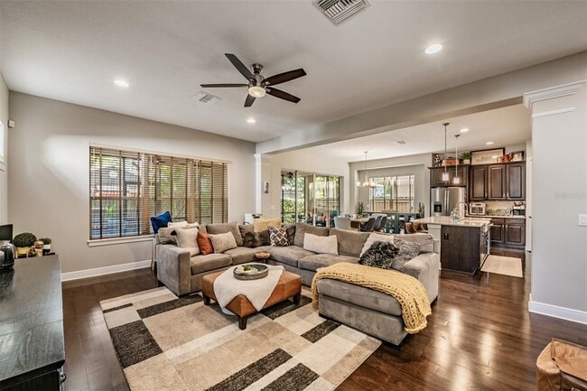 Building Photo - 3007 W Palmira Ave