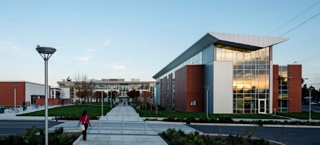 Portland Community College Southeast - 5427 SE Tibbetts St