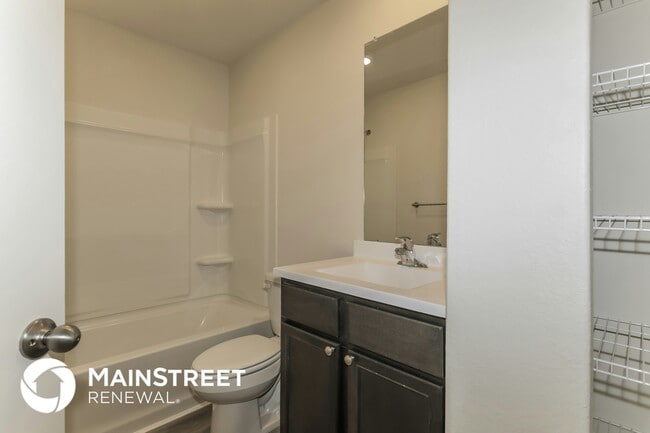 Building Photo - 26861 Steinbeck Dr