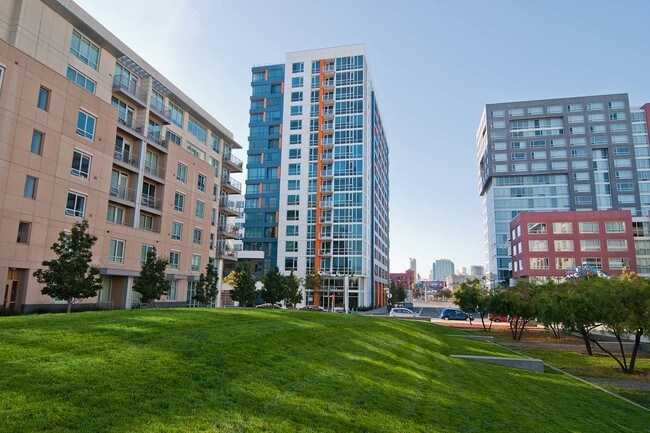 Building Photo - Luxury Condo at Park Terrace