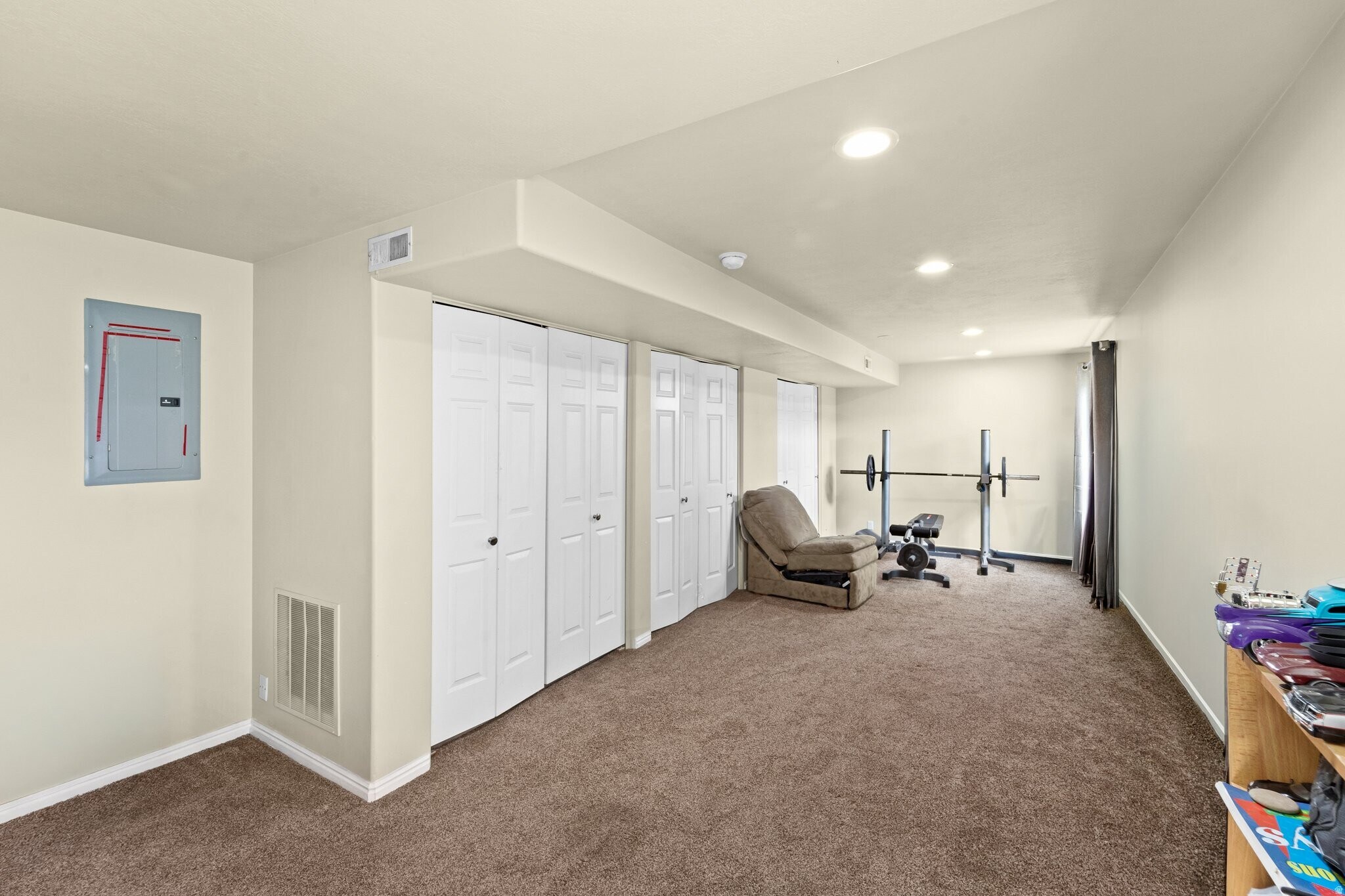 Building Photo - 1700 8200