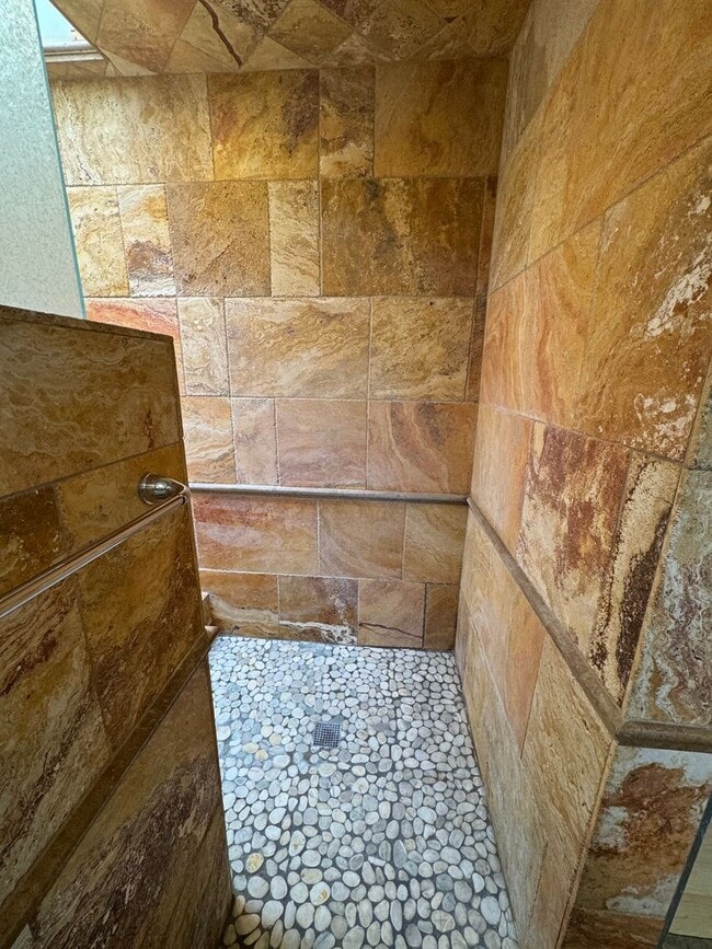 Building Photo - Comfort and Community in Thousand Oaks