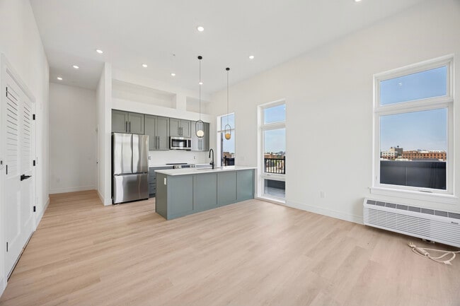 Floorplan - 2560 Jasper St,
