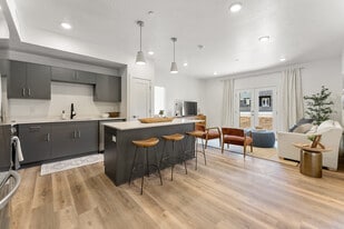 2 Bed 2 Bath - Ascesa Court