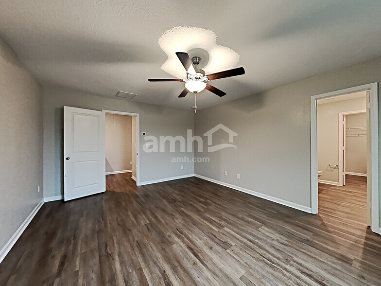 Building Photo - 3315 Ridge HillPkwy