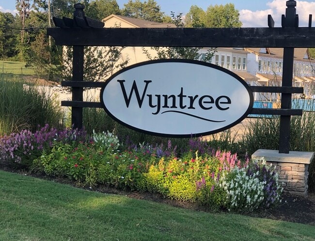 Building Photo - BEAUTIFUL 2 BD Townhome in MIDLAND AVAILABLE NOW