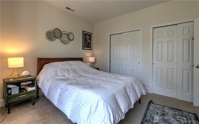 Building Photo - 500 Prospect St