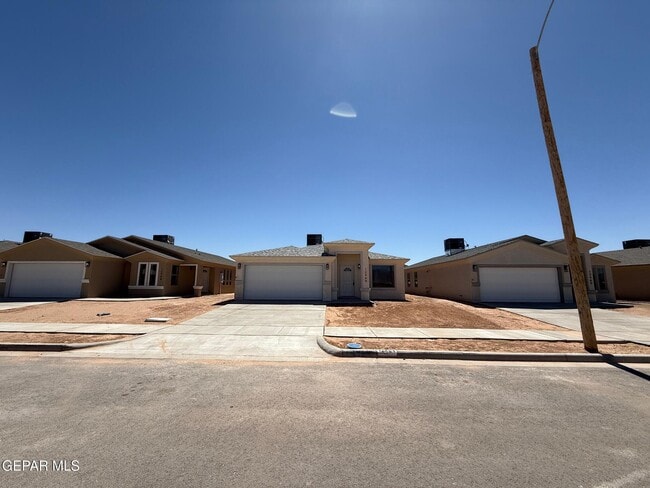 Building Photo - 12464 Cayo Norte Dr