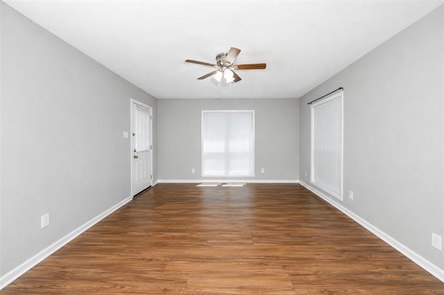 Building Photo - 1701 Brook Hollow Dr