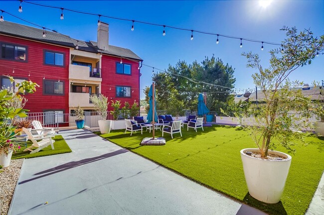 Day POV - interior - 524 Venice Way