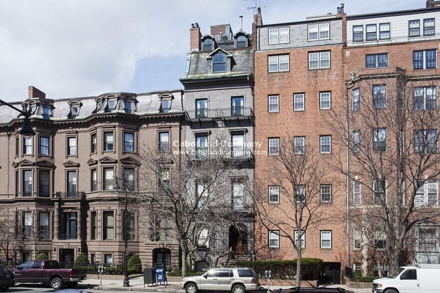 Building Photo - 124 Beacon St