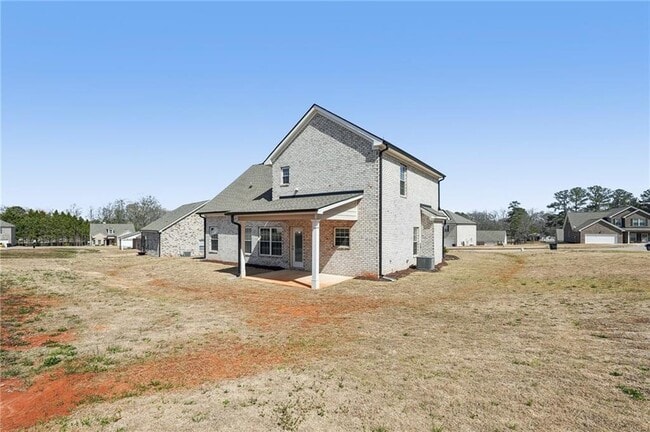 Building Photo - 516 College Dr