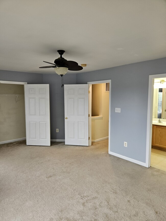 Building Photo - 77 Riparian Ln
