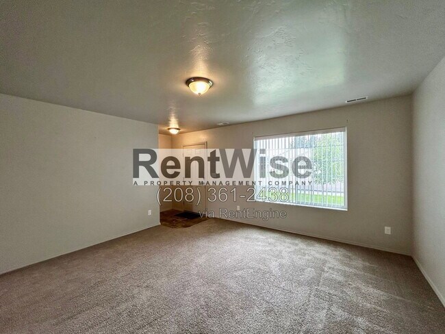 Building Photo - 119 E Walcott Lake Dr