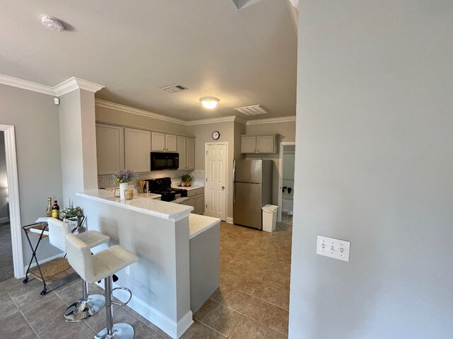 Building Photo - 900 Dean Lee Dr