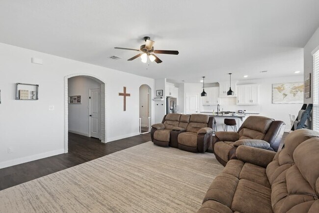 Building Photo - Spacious 3-Bed + Game Room on Corner Lot with Patio & Pool Access – $2,800/mo