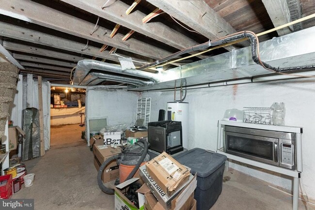 Building Photo - 2633 Almond St