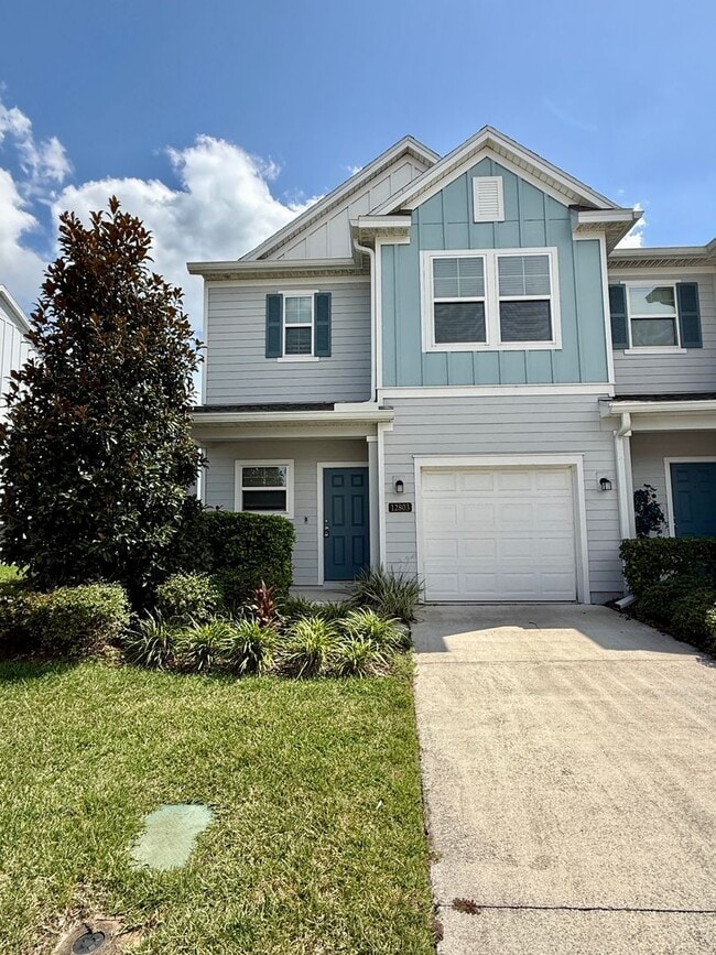 Building Photo - 12803 Josslyn Ln