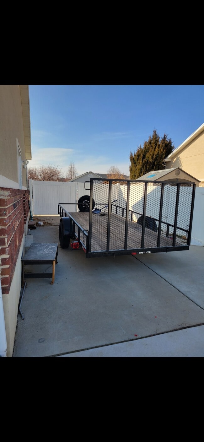 Building Photo - 11729 Gold Stone Dr