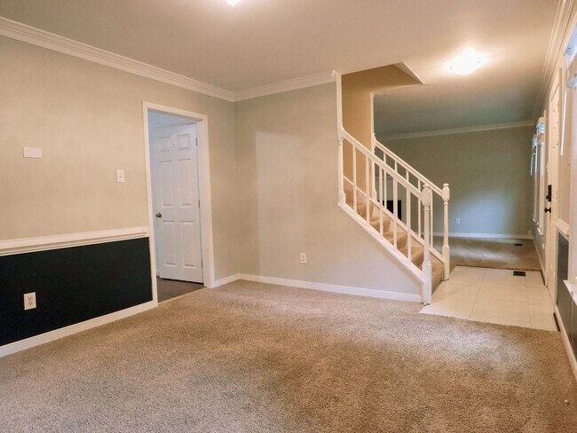 Building Photo - Arrowood Neighborhood Gem – 3BR Home Near ...