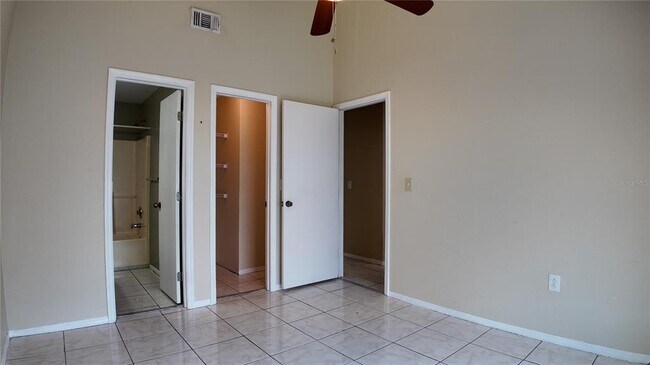 Building Photo - 3112 Enclave Ct