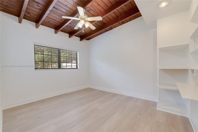 Building Photo - 10621 SW 111th St