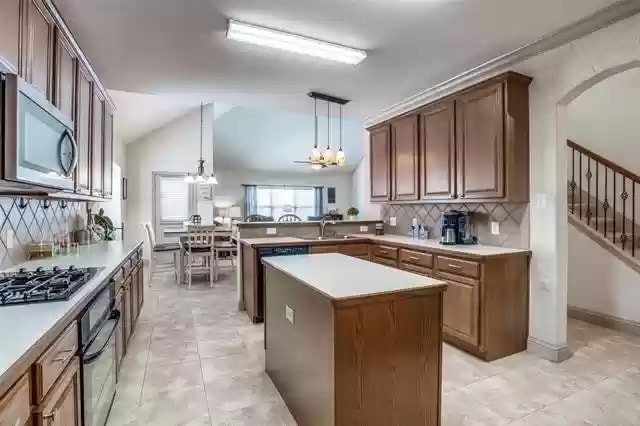 Building Photo - 4401 Cannock Dr