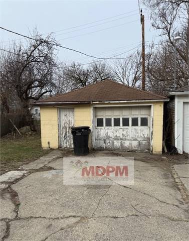 Building Photo - 6811 Minock St