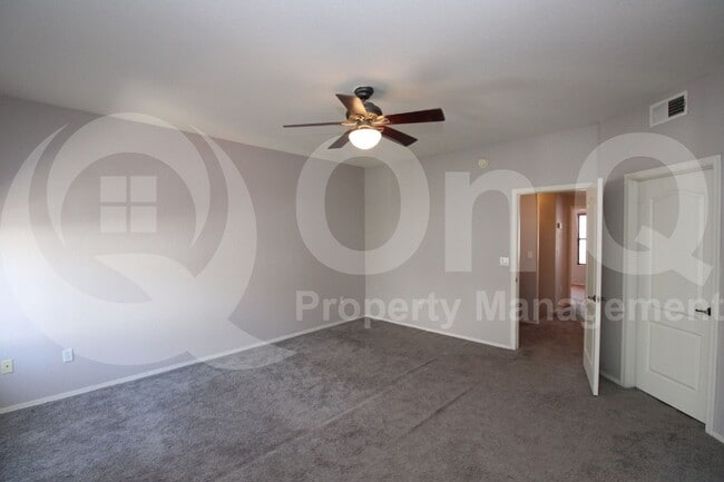 Building Photo - 3150 E Beardsley Rd