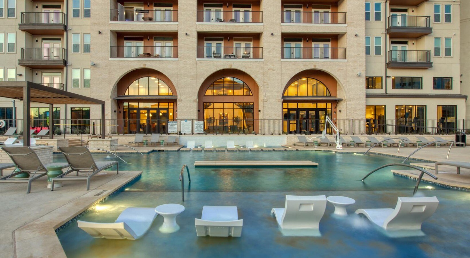 Building Photo - 18111 La Cantera Terrace