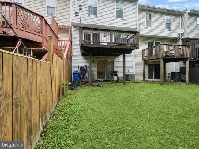 Building Photo - 7729 Patuxent Oak Ct