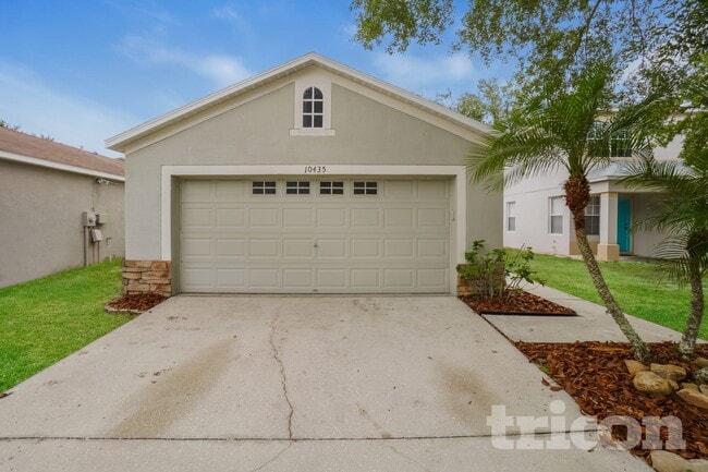 Building Photo - 10435 Blackmore Dr