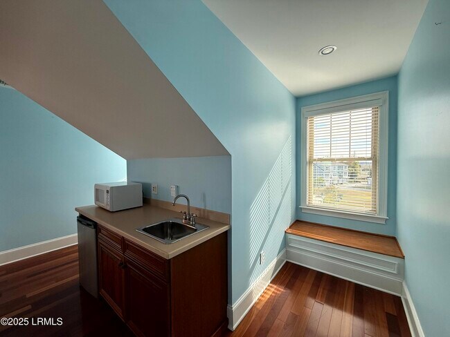 Building Photo - 54 Battery Crk Clb Dr