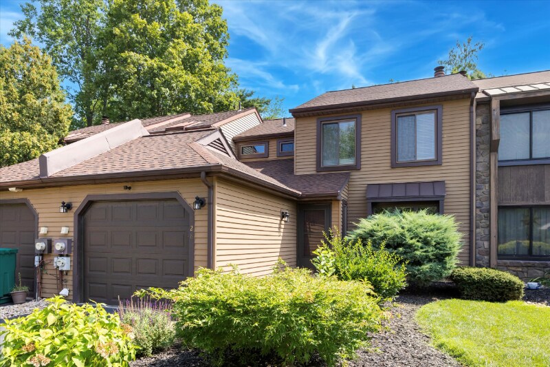 Primary Photo - 128 Granite Hill Ct