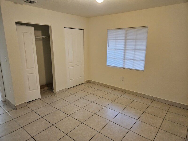 Building Photo - 3725 NW 13th Ave